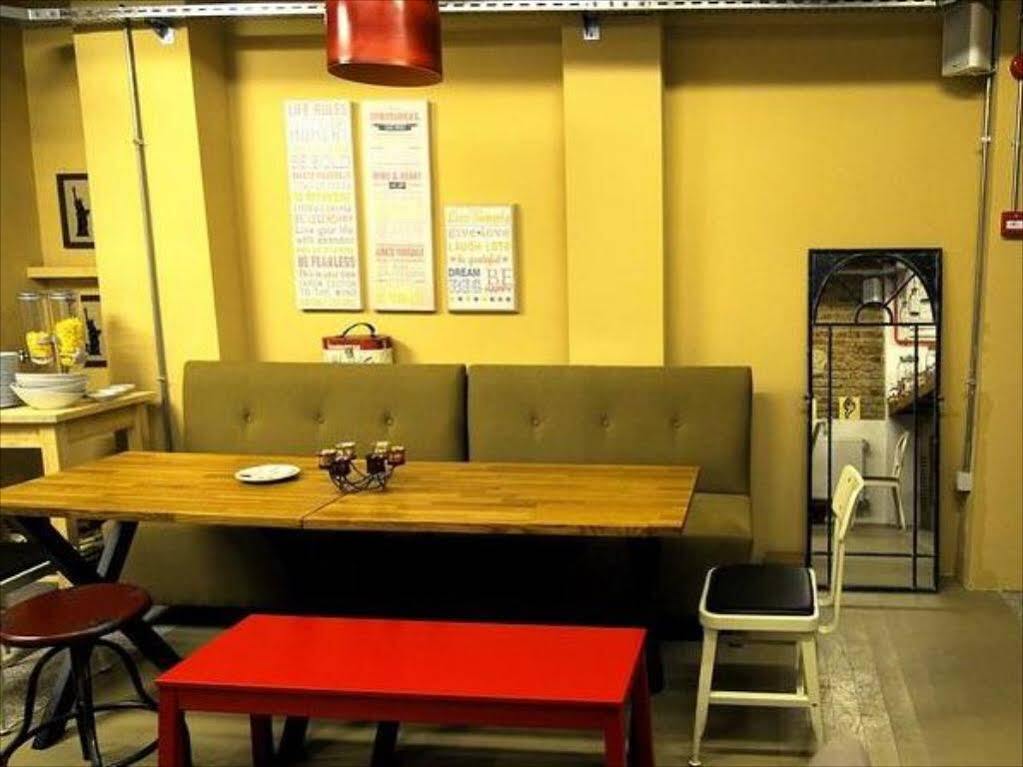 Taksim Safe House Hotel อิสตันบูล ภายนอก รูปภาพ